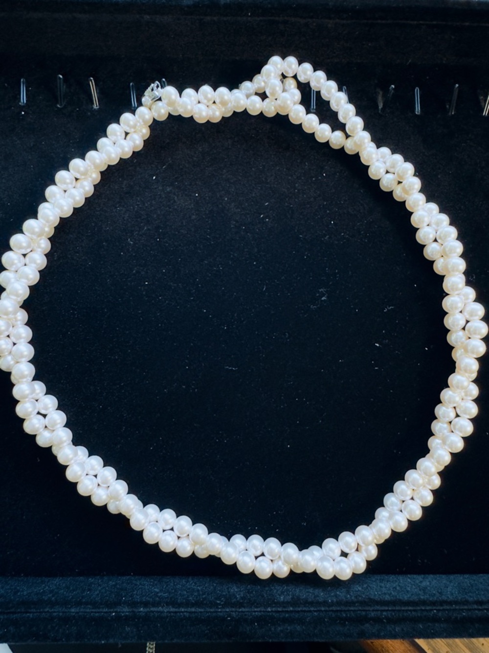 Classic White Pearl Necklace - Elegant Women Jewelry
